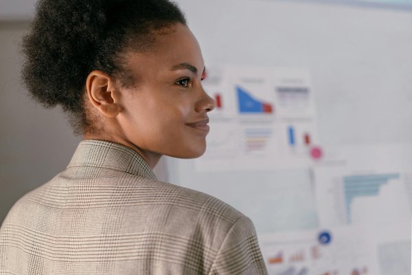 Quels sont les outils indispensables pour une analyse de marché efficace ?